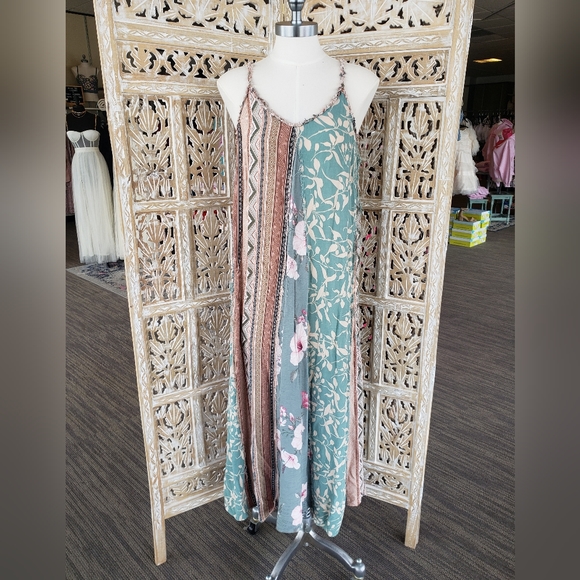 Floral Block Maxi Dress - Picture 1 of 5